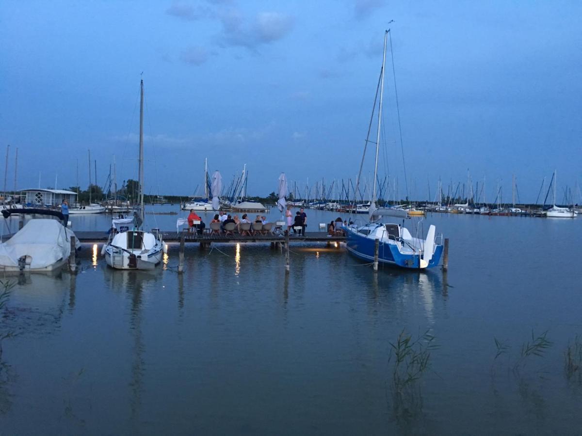 Seevilla Matilda Direkt Am Ufer Jois Exterior foto